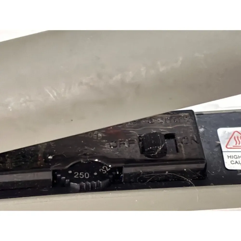 Complex Culture Titanium Styling Flat Iron Straightener. No Box. Tested & Works!